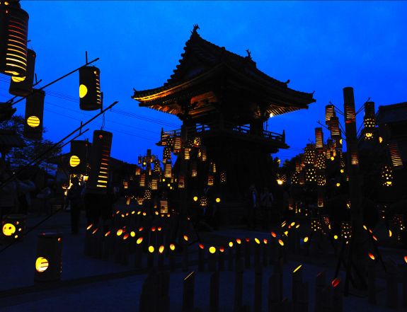 Usuki Takeyoi Lantern Festival